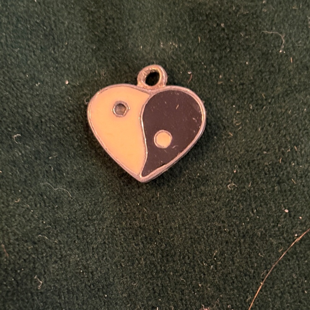 Heart-Shaped Yin Yang Pet Charm - Black and Cream